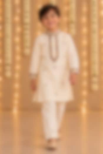 Ivory Handwoven Chanderi Embroidered Kurta Set For Boys by Mi Dulce An'ya at Pernia's Pop Up Shop