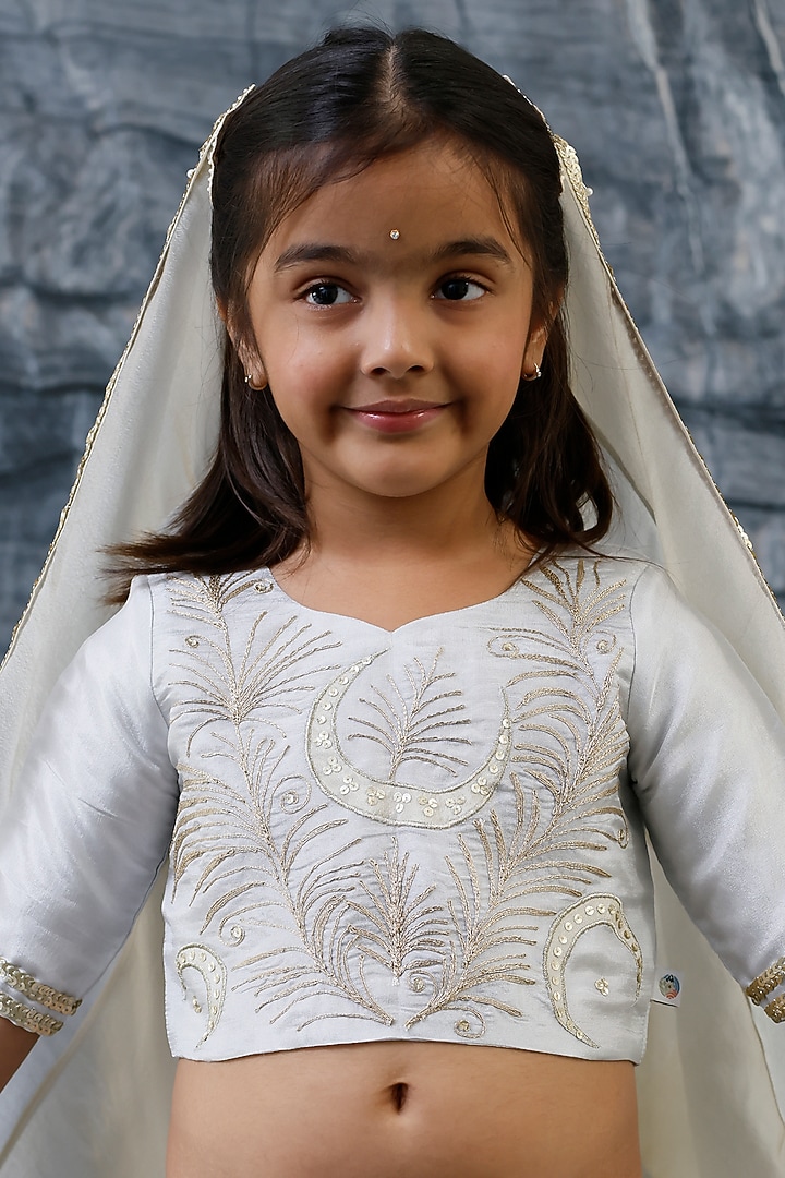 Silver Pure Tissue Lehenga Set For Girls by Mi Dulce An'ya at Pernia's Pop Up Shop