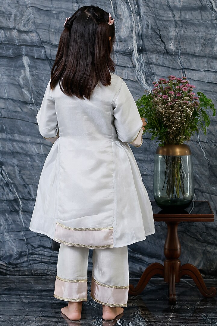 Silver Pure Tissue Kurta Set For Girls by Mi Dulce An'ya at Pernia's Pop Up Shop