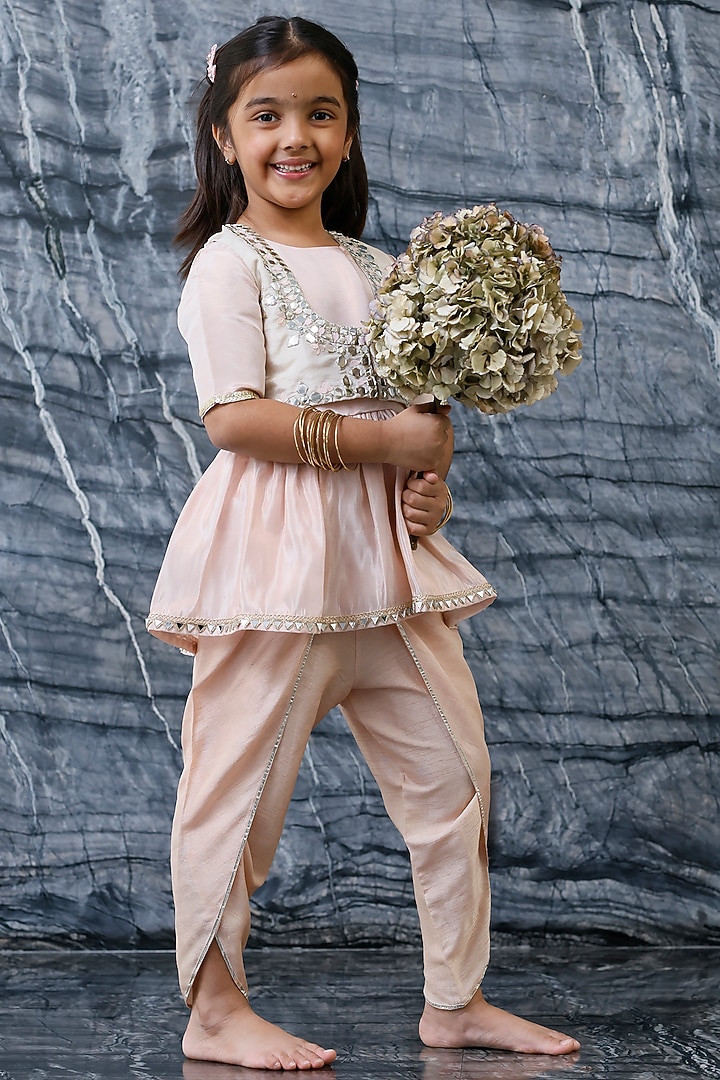 Pink Pure Tissue Embroidered Jacket Set For Girls by Mi Dulce An'ya at Pernia's Pop Up Shop