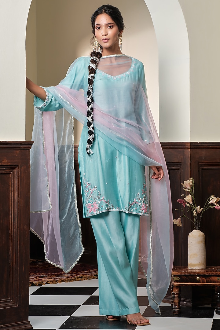 Pastel Blue Chanderi Silk Floral Hand Embroidered Kurta Set by Muditaa By Urmila at Pernia's Pop Up Shop