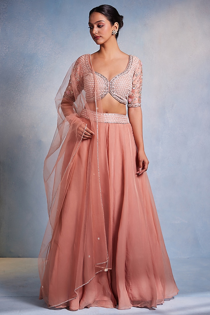 Rose Gold Organza Wedding Lehenga Set by Muditaa By Urmila at Pernia's Pop Up Shop