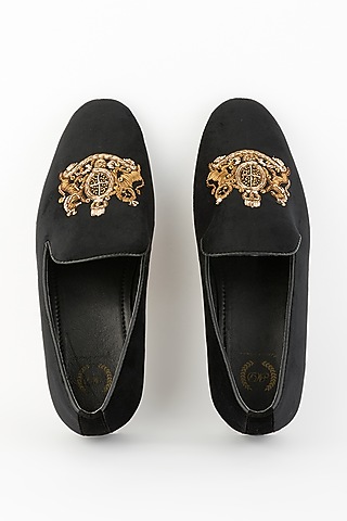 Black Slip-On Juttis With Zardosi Embroidery by Modello Domani