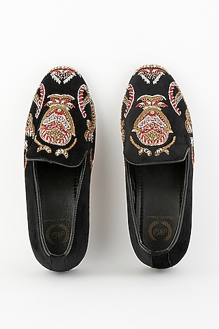 Black Velvet Handcrafted Slip-On Juttis by Modello Domani