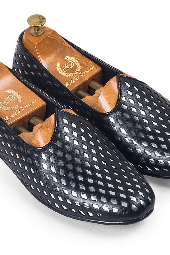 Black Leather Juttis by Modello Domani at Pernia's Pop Up Shop