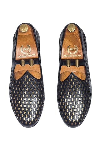 Black Leather Juttis by Modello Domani