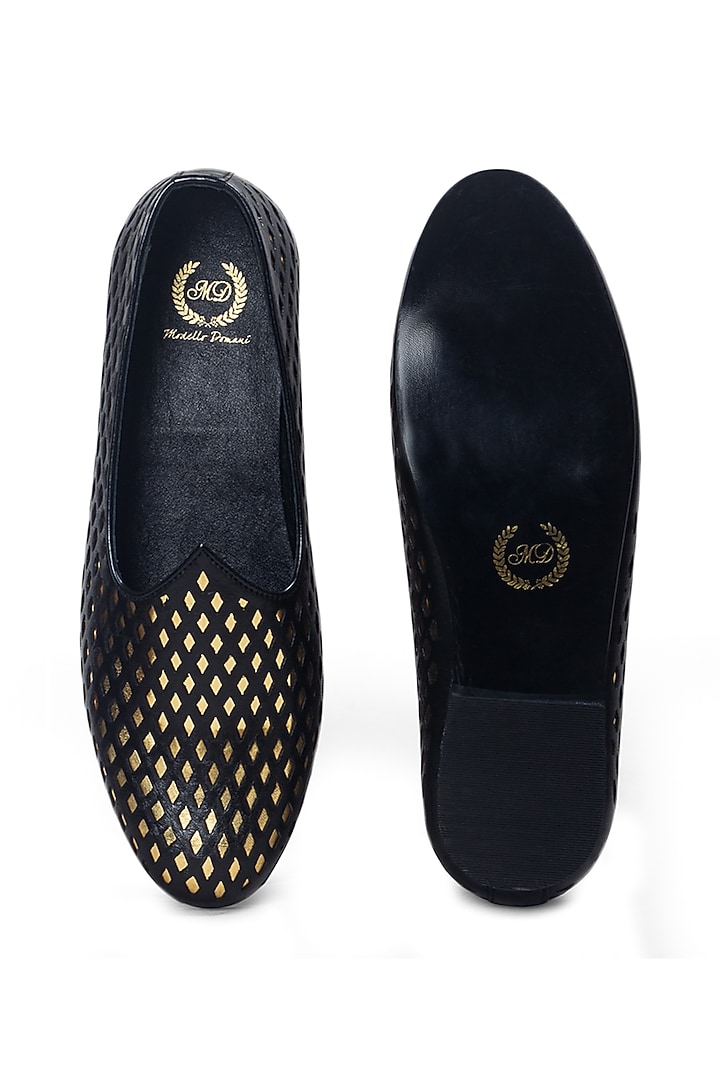 Black Leather Juttis by Modello Domani at Pernia's Pop Up Shop