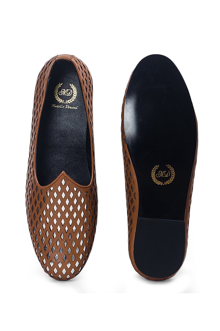 Tan Leather Juttis by Modello Domani at Pernia's Pop Up Shop
