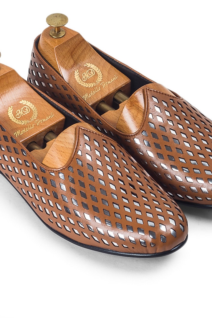 Tan Leather Juttis by Modello Domani at Pernia's Pop Up Shop