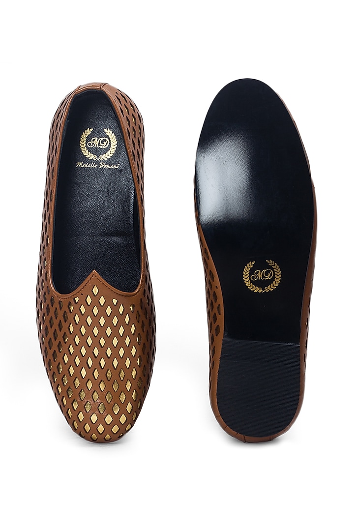 Tan Leather Juttis by Modello Domani at Pernia's Pop Up Shop