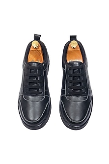 product-color-Black