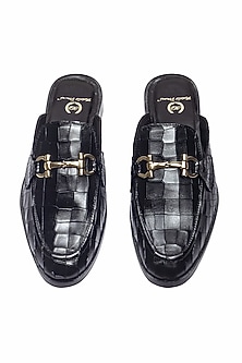 product-color-Black