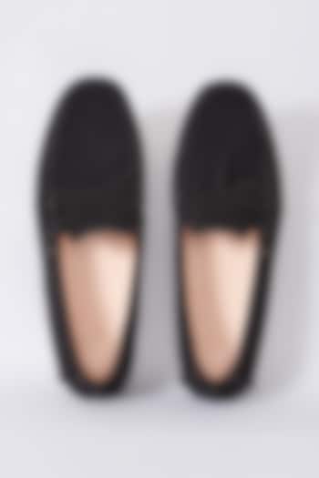 Black Handcrafted Loafer Shoes by Modello Domani