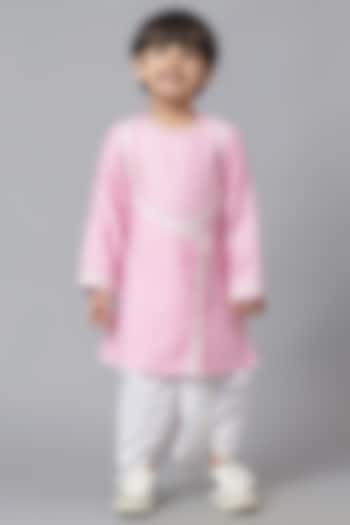 Pink Cotton Embroidered Kurta Set For Boys by Mudkid at Pernia's Pop Up Shop