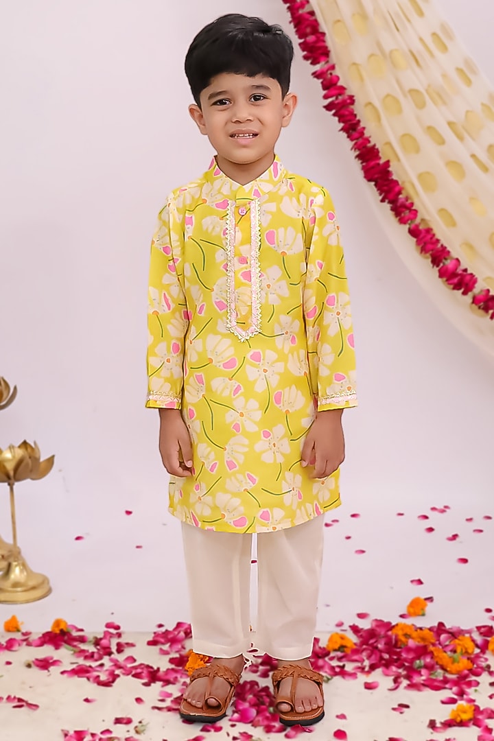 Mustard Yellow Silk Printed Kurta Set For Boys by Mudkid at Pernia's Pop Up Shop