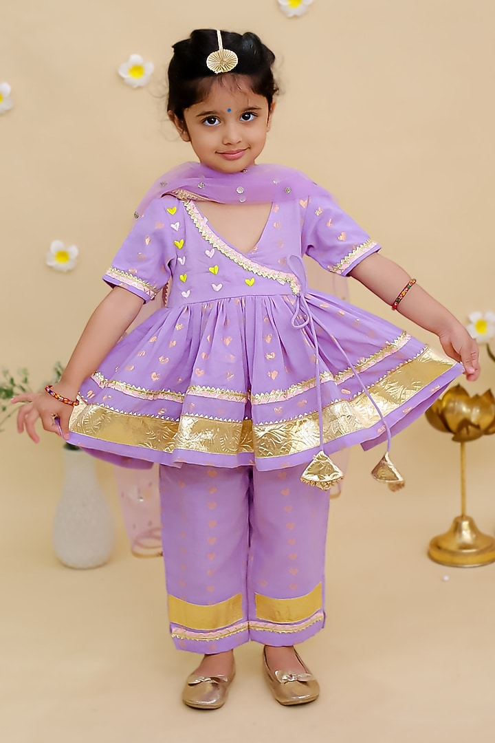 Purple Cotton Embroidered Kurta Set For Girls by Mudkid at Pernia's Pop Up Shop