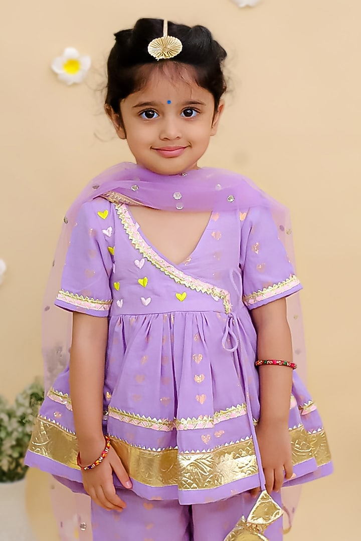 Purple Cotton Embroidered Kurta Set For Girls by Mudkid at Pernia's Pop Up Shop