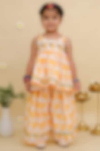 Yellow Cotton Printed Kurta Set For Girls by Mudkid at Pernia's Pop Up Shop