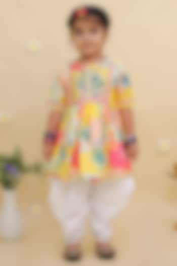 Yellow Silk Printed Kurta Set For Girls by Mudkid at Pernia's Pop Up Shop