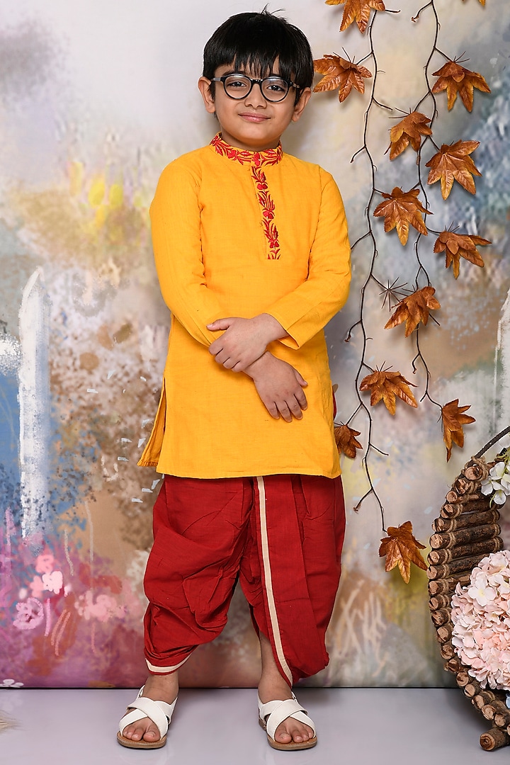 Maroon Cotton Dhoti Set For Boys by Mudkid