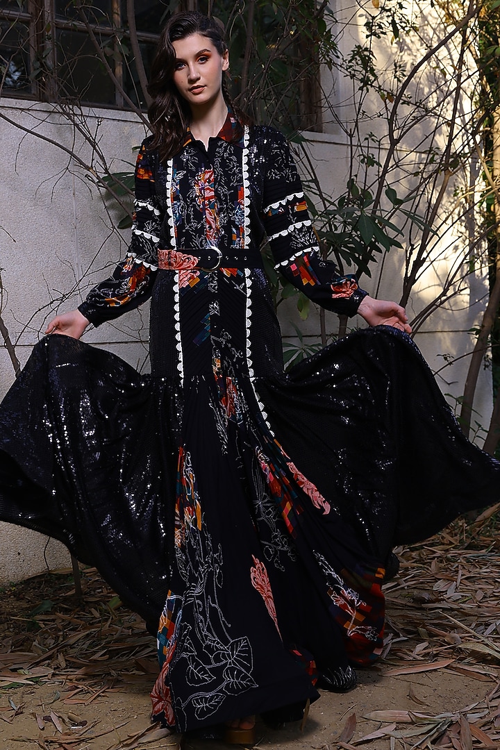 Black Printed Shirt Gown by Mynah Designs By Reynu Tandon at Pernia's Pop Up Shop