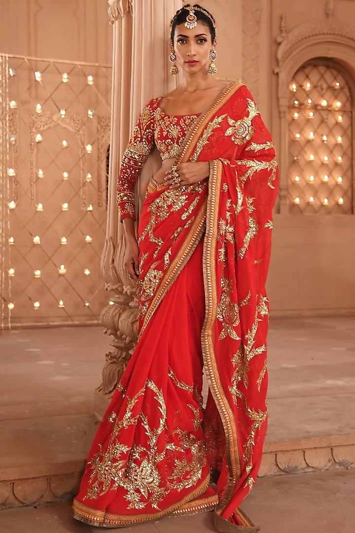 Red Embroidered Saree Set by Mynah Designs By Reynu Tandon