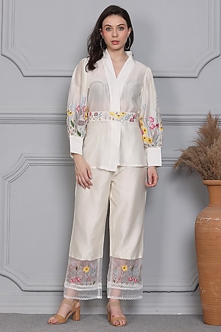 Off-White Cotton Silk Chanderi Resham Embroidered Co-Ord Set by Midori by SGV