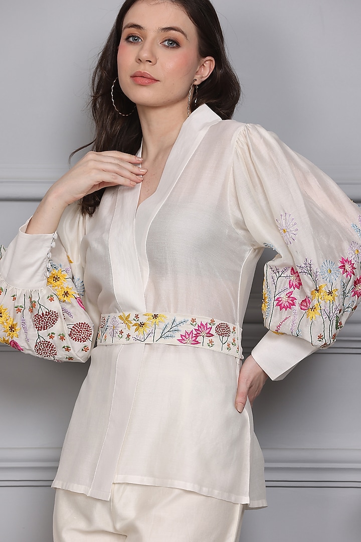 Off-White Cotton Silk Chanderi Resham Embroidered Co-Ord Set by Midori by SGV at Pernia's Pop Up Shop