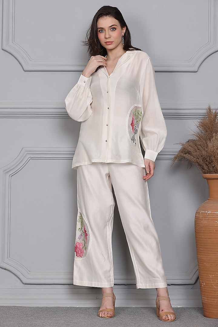 White Cotton Silk Chanderi Floral Embroidered Co-Ord Set by Midori by SGV