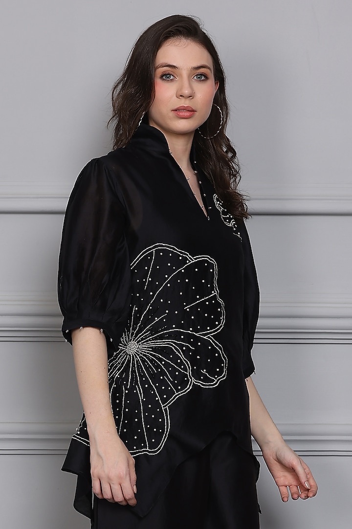 Black Cotton Silk Chanderi Zari Embroidered Tunic Set by Midori by SGV at Pernia's Pop Up Shop