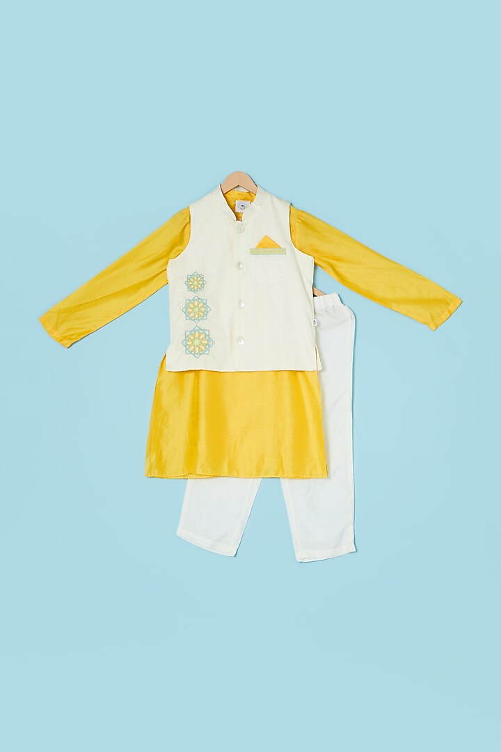 Off-White Hand Embroidered Bandhgala Set by Mi Dulce An'ya at Pernia's Pop Up Shop