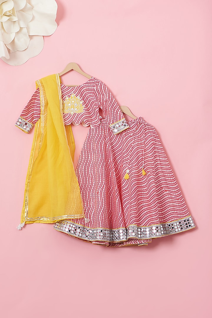Red Organic Cotton Leheriya Printed Lehenga Set For Girls by Mi Dulce An'ya at Pernia's Pop Up Shop