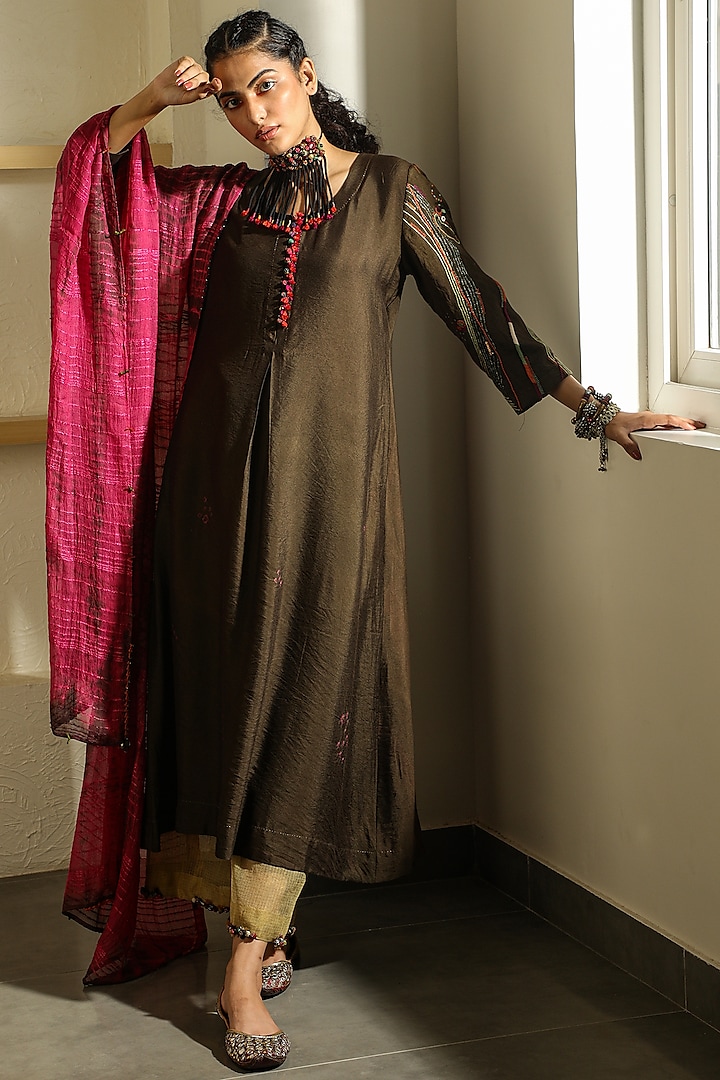 Olive Hand Embroidered Kurta by Medha