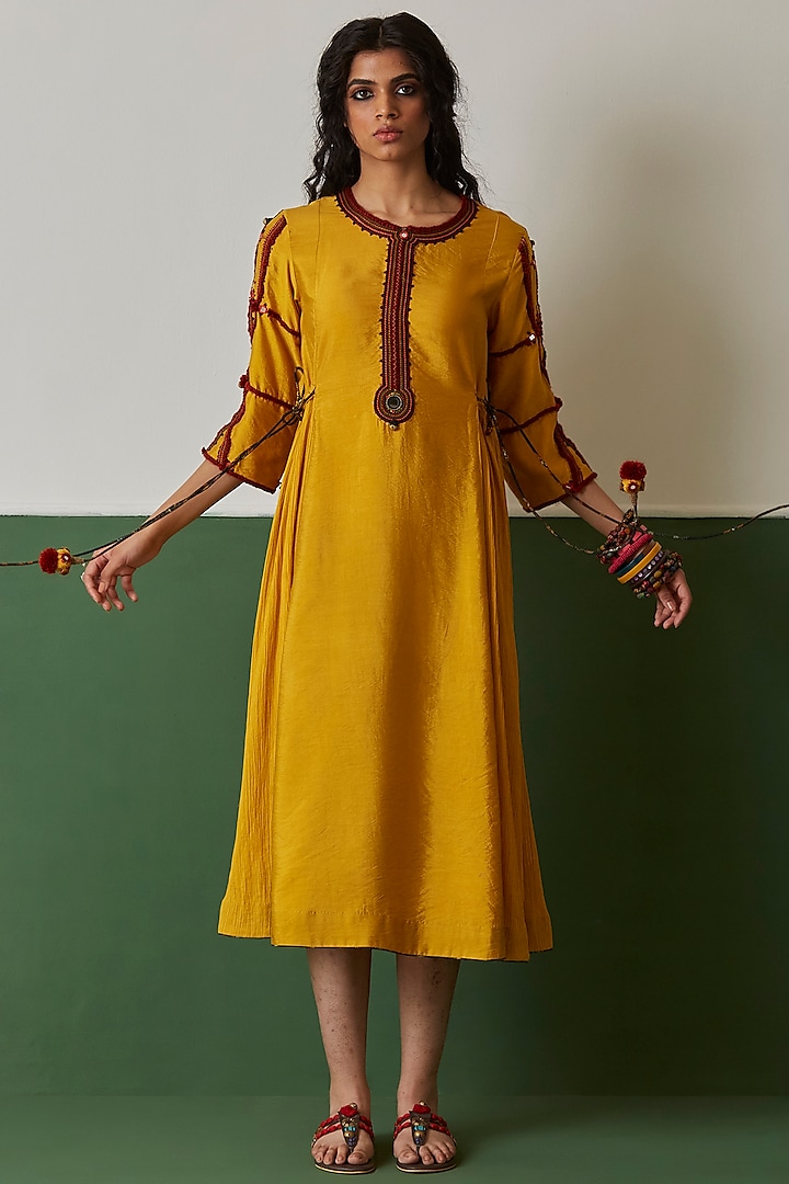 Yellow Embroidered Kurta by Medha