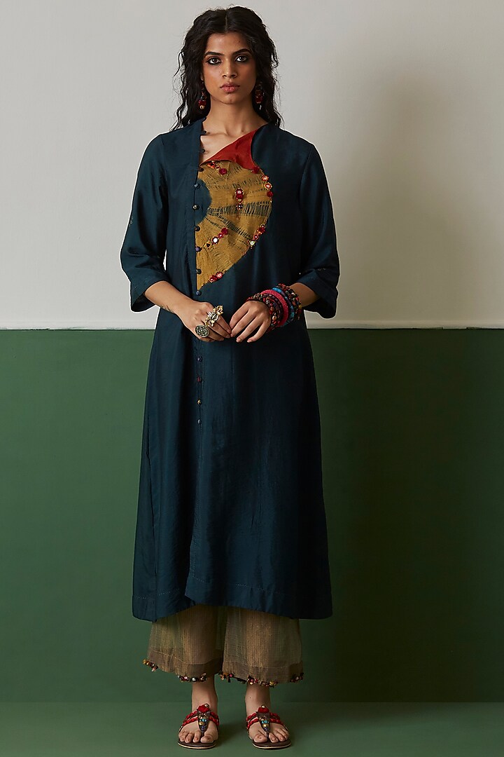 Teal Hand Embroidered Kurta by Medha at Pernia's Pop Up Shop