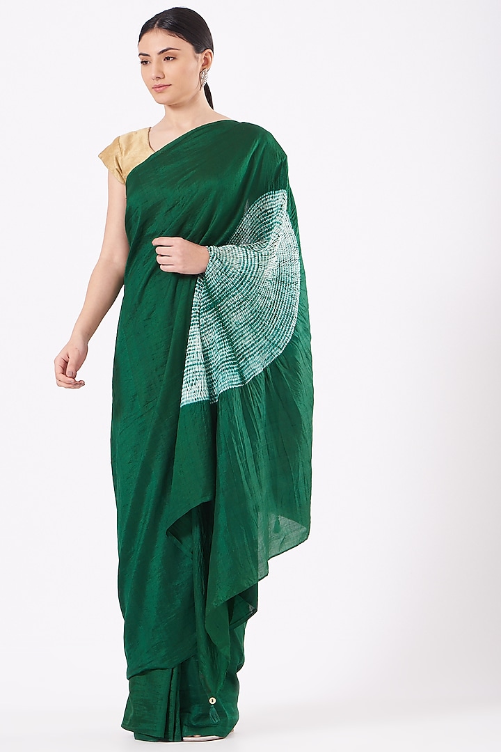 Emerald Green Silk Shibori Saree Set by Medium