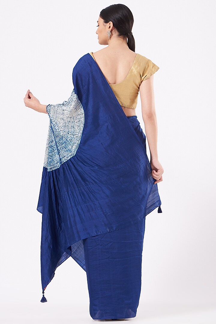 Navy Blue Silk Shibori & Tie-Dye Party Wear Saree Set by Medium at Pernia's Pop Up Shop