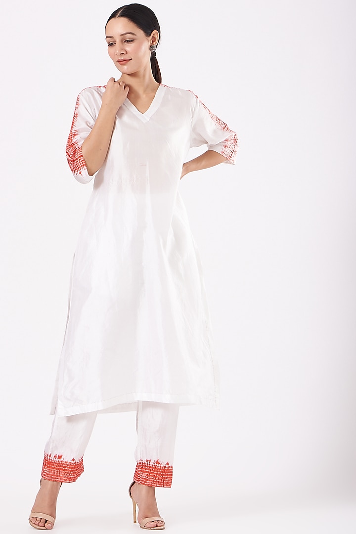 White Tie-Dyed Kurta Set by Medium