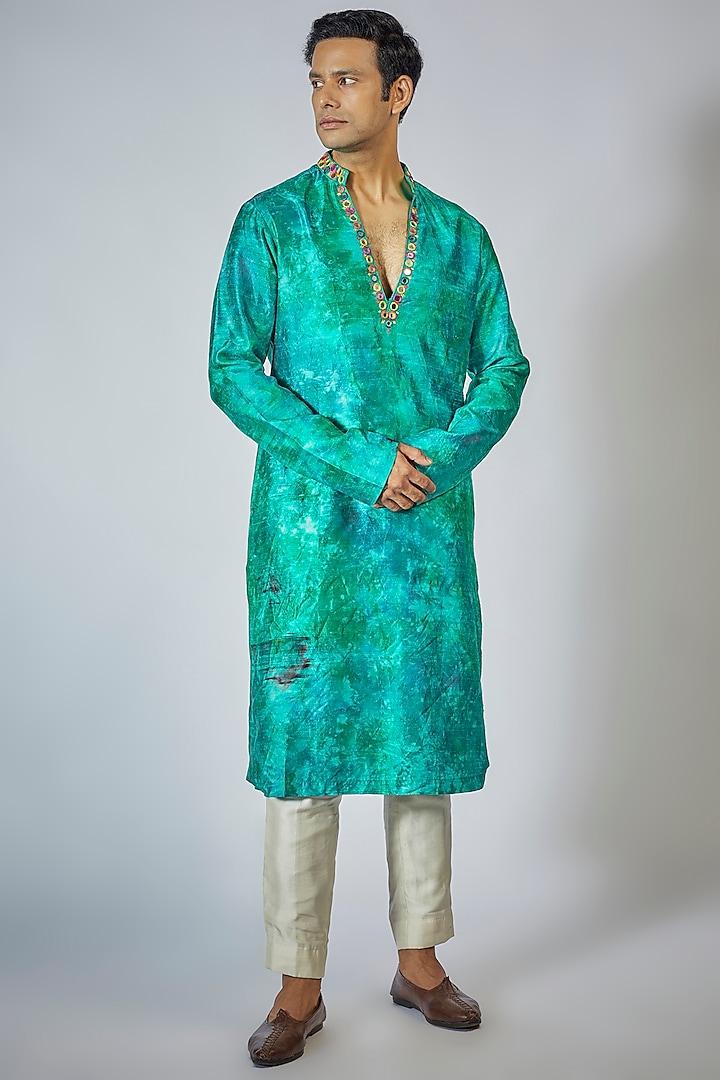 Turquoise Raw Silk Mirror Embroidered Tie & Dye Kurta Set by Megha Kapoor Label Men