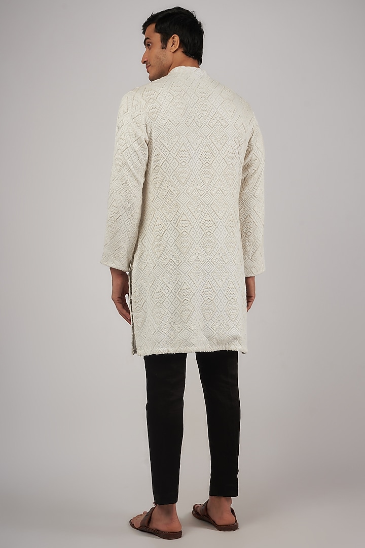 Off-White Georgette French Knot Embroidered Kurta Set by Megha Kapoor Label Men at Pernia's Pop Up Shop