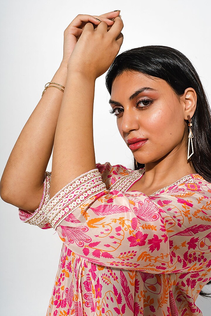 Pink Bemberg Crepe Sequins Embroidered & Floral Printed Kurta Set by Megha Pitti at Pernia's Pop Up Shop