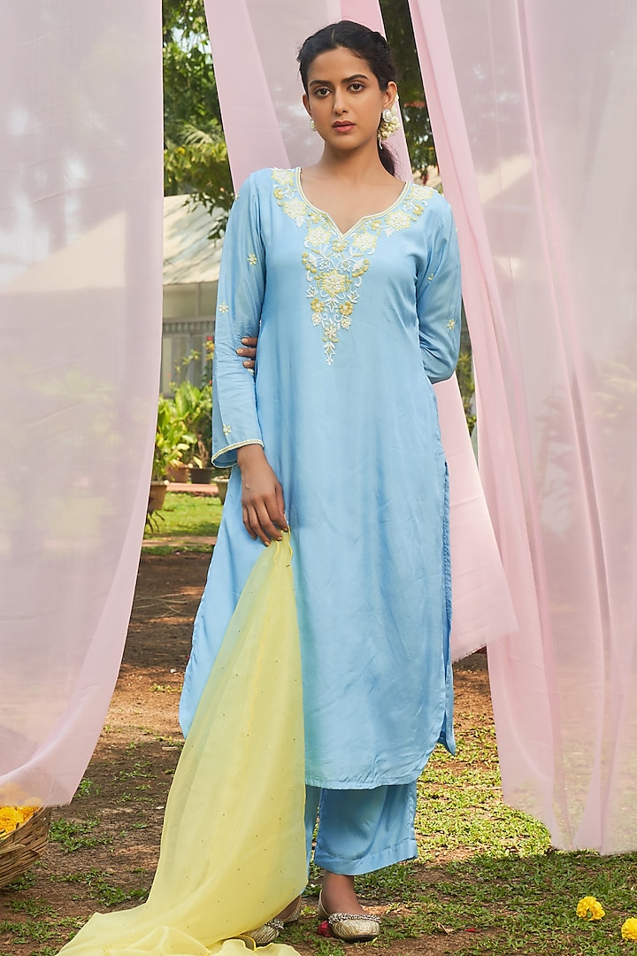 Ice Blue Habutai Silk Cutdana Hand Embroidered Kurta Set by Megha Pitti at Pernia's Pop Up Shop