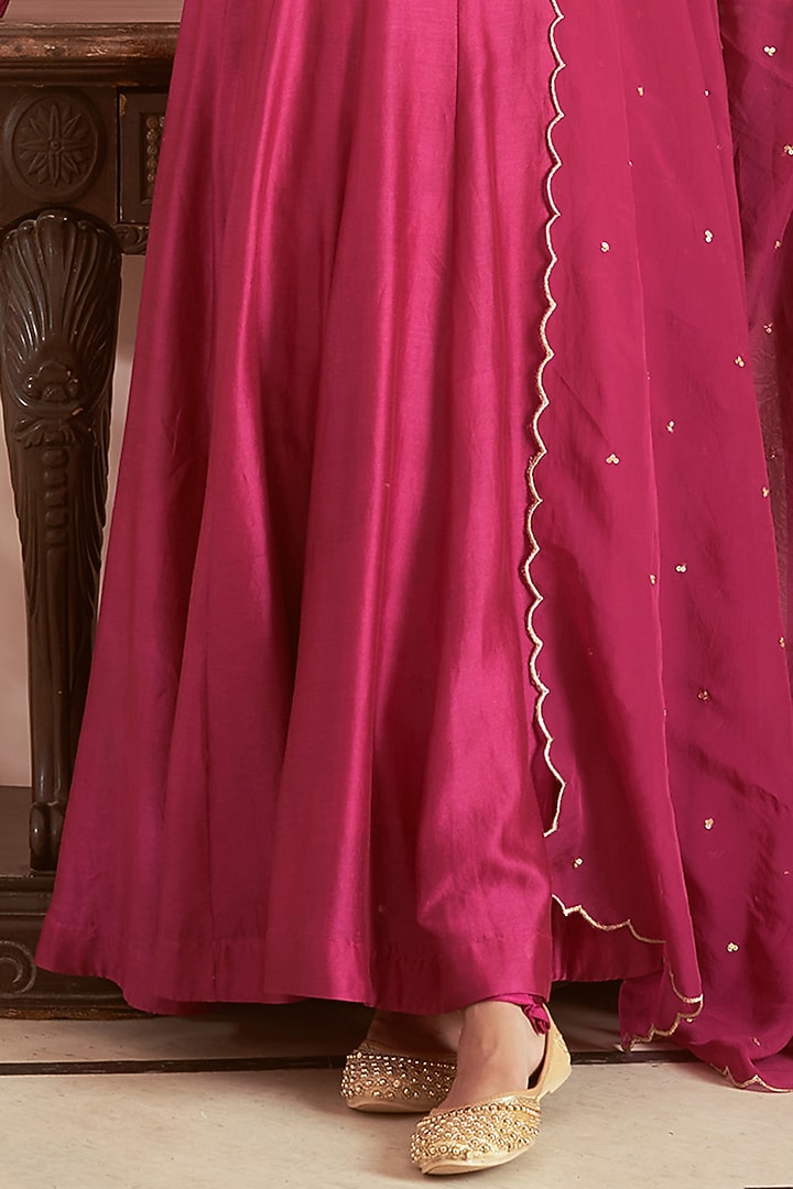 Magenta Pure Chanderi Embroidered Wedding Anarkali Set by Megha Pitti at Pernia's Pop Up Shop