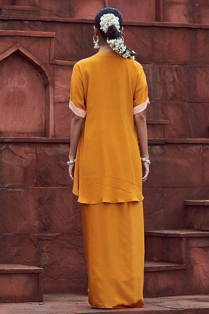 Mustard Bemberg Crepe & Bemberg Satin Embroidered Kurta Set by Megha Pitti at Pernia's Pop Up Shop
