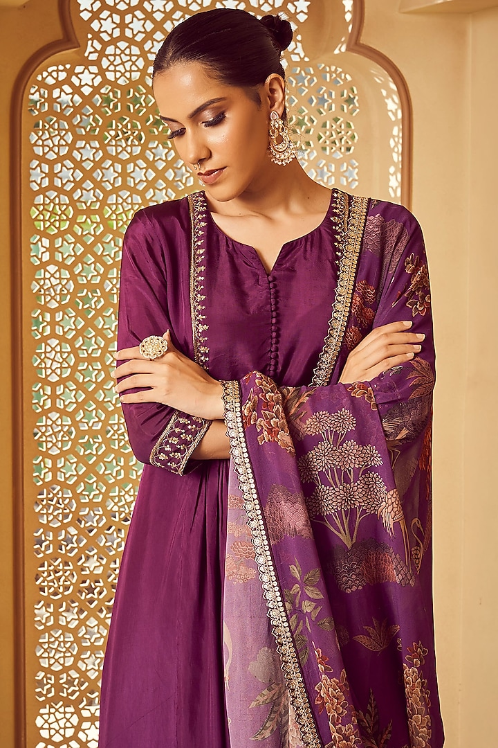 Purple Habutai Silk Kurta Set by Megha Pitti at Pernia's Pop Up Shop