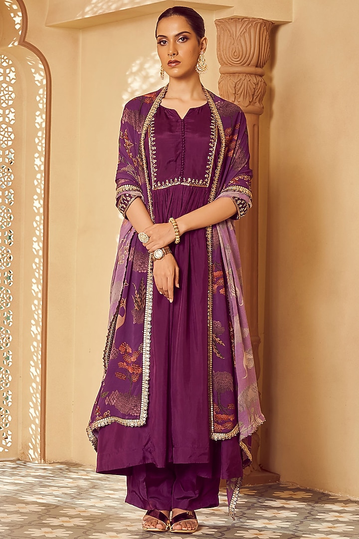 Purple Habutai Silk Kurta Set by Megha Pitti at Pernia's Pop Up Shop