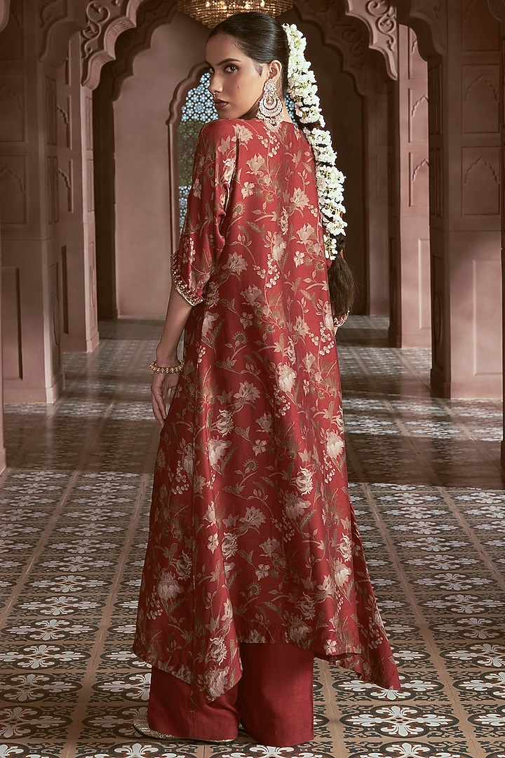 Maroon Bemberg Silk Printed Kurta Set by Megha Pitti at Pernia's Pop Up Shop