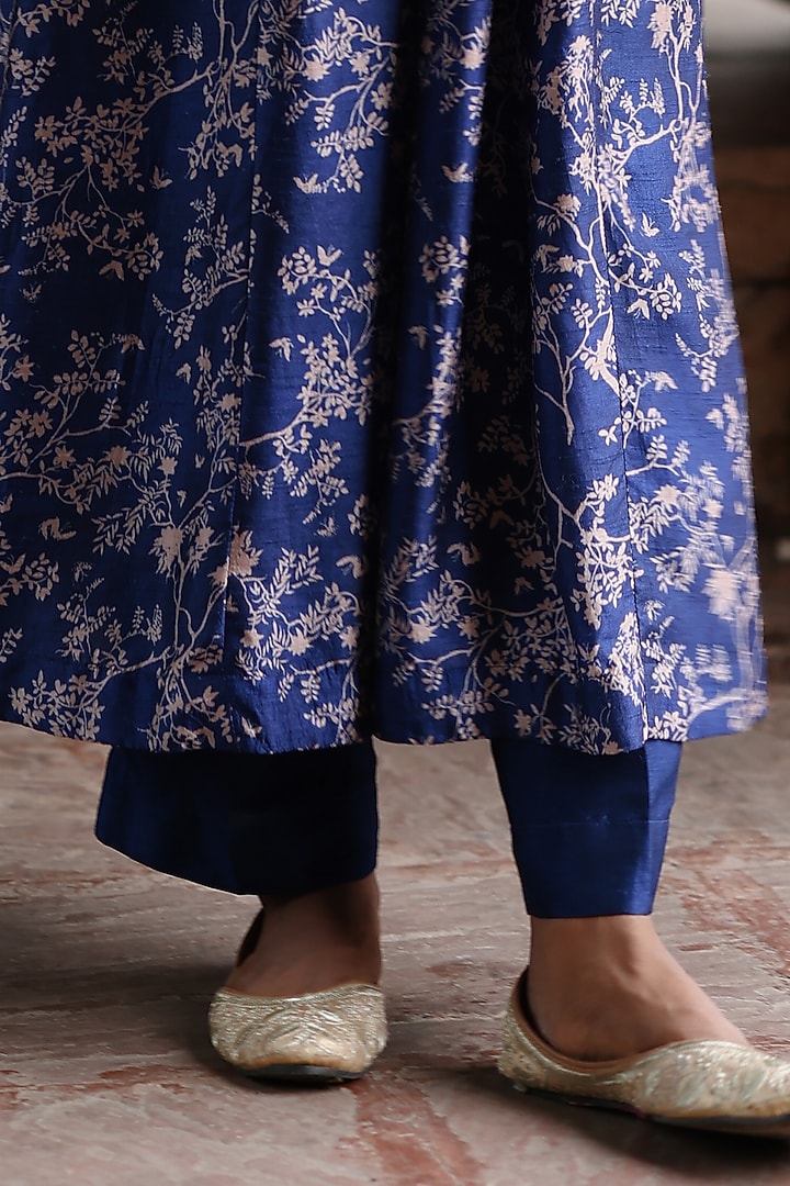Blue Dupion Silk Zardosi Hand Embroidered & Printed Kurta Set by Megha Pitti at Pernia's Pop Up Shop