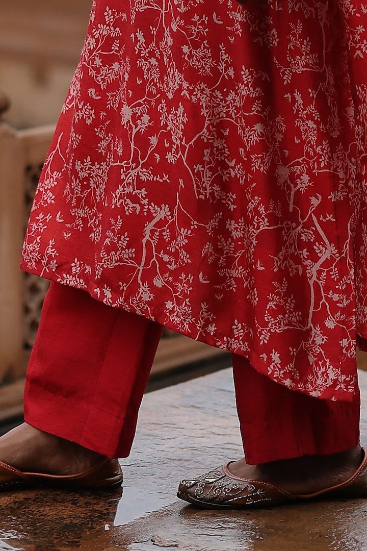 Red Dupion Silk Hand Embroidered & Printed Kurta Set by Megha Pitti at Pernia's Pop Up Shop