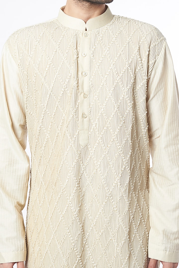 Dull Ivory Cotton Silk Kurta Set by Mehraab Men at Pernia's Pop Up Shop